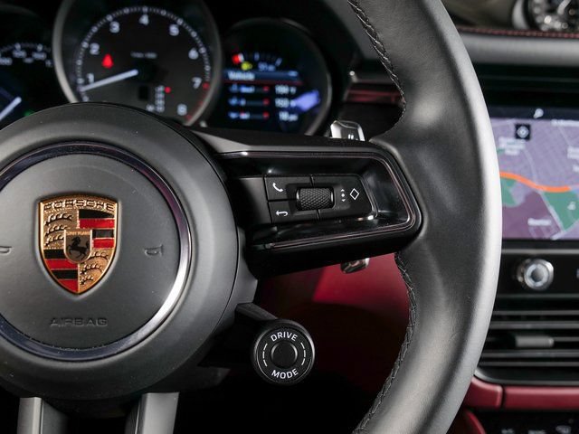Certified 2025 Porsche Macan S AWD/4WD image 23