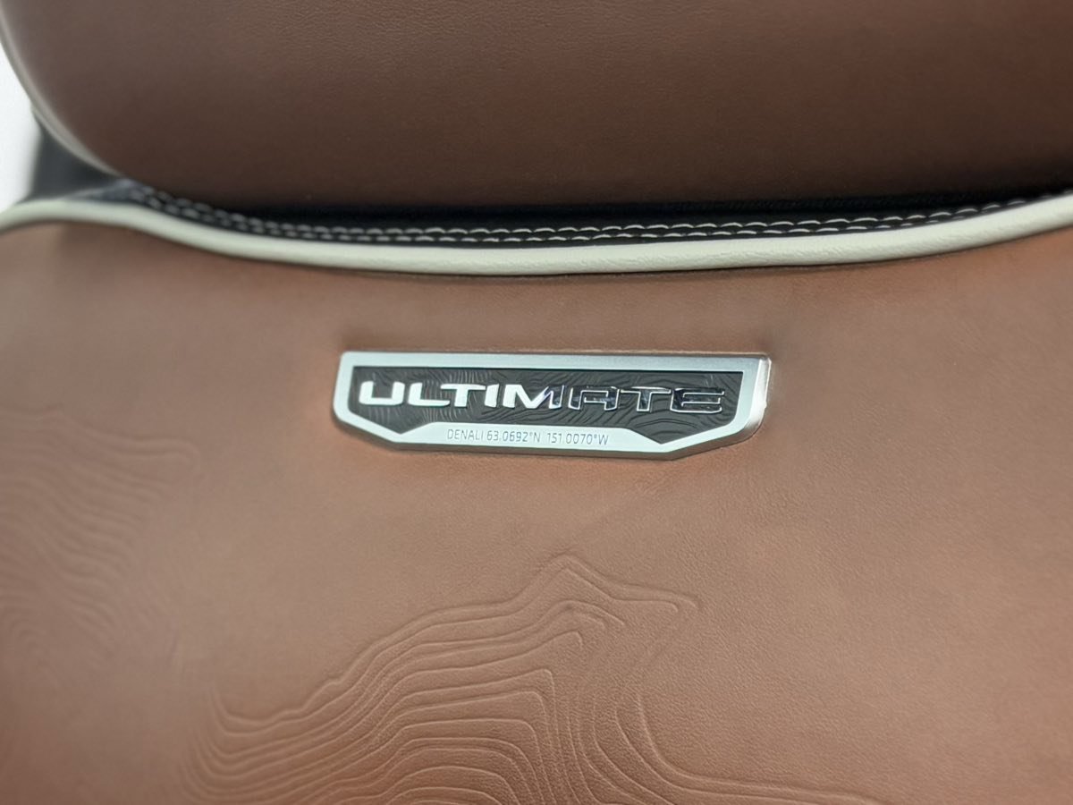 Used 2024 GMC Sierra 1500 Denali Ultimate image 16