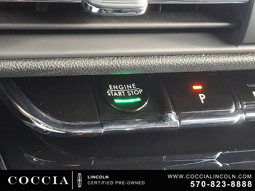 Certified 2024 Lincoln Corsair AWD image 24