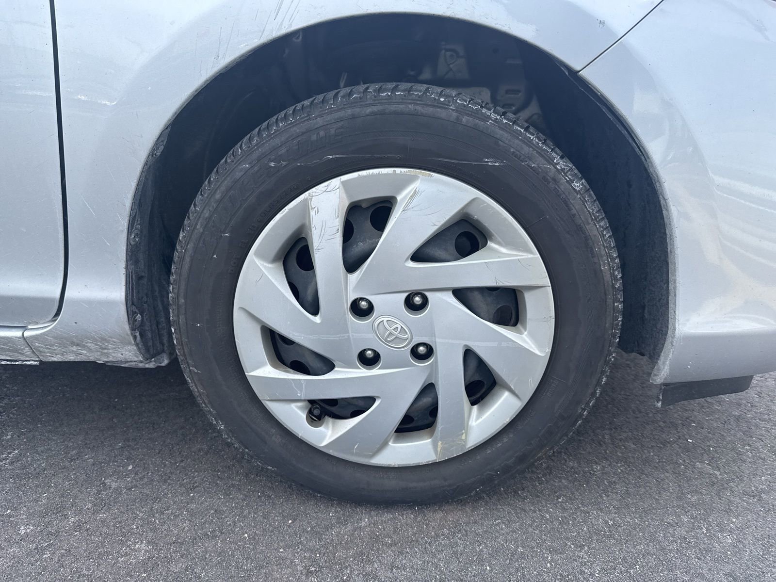 Used 2015 Toyota Prius C Four image 10