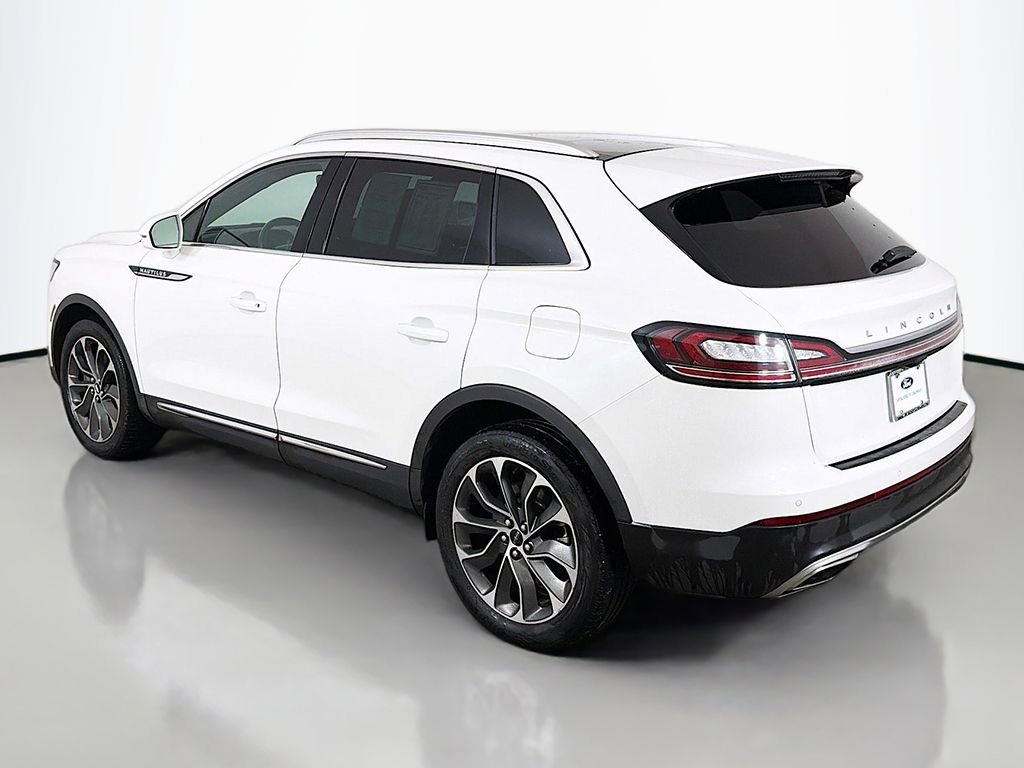 Used 2022 Lincoln Nautilus Reserve w/ Luxury Package image 10