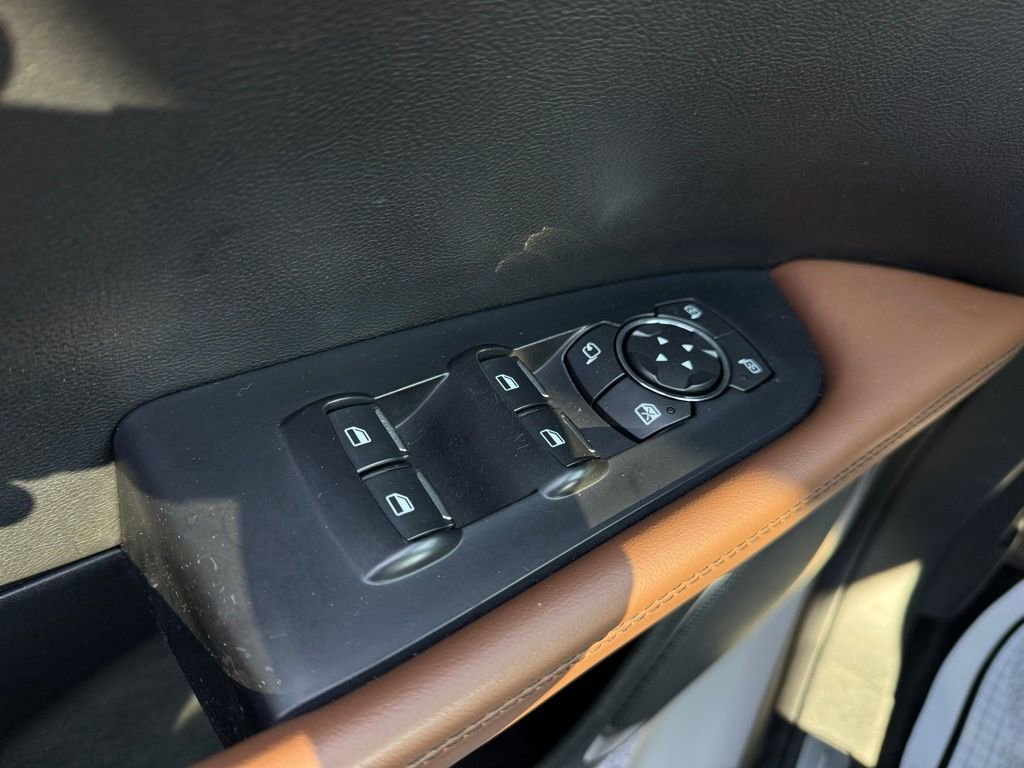 Used 2022 Lincoln Nautilus Reserve image 13