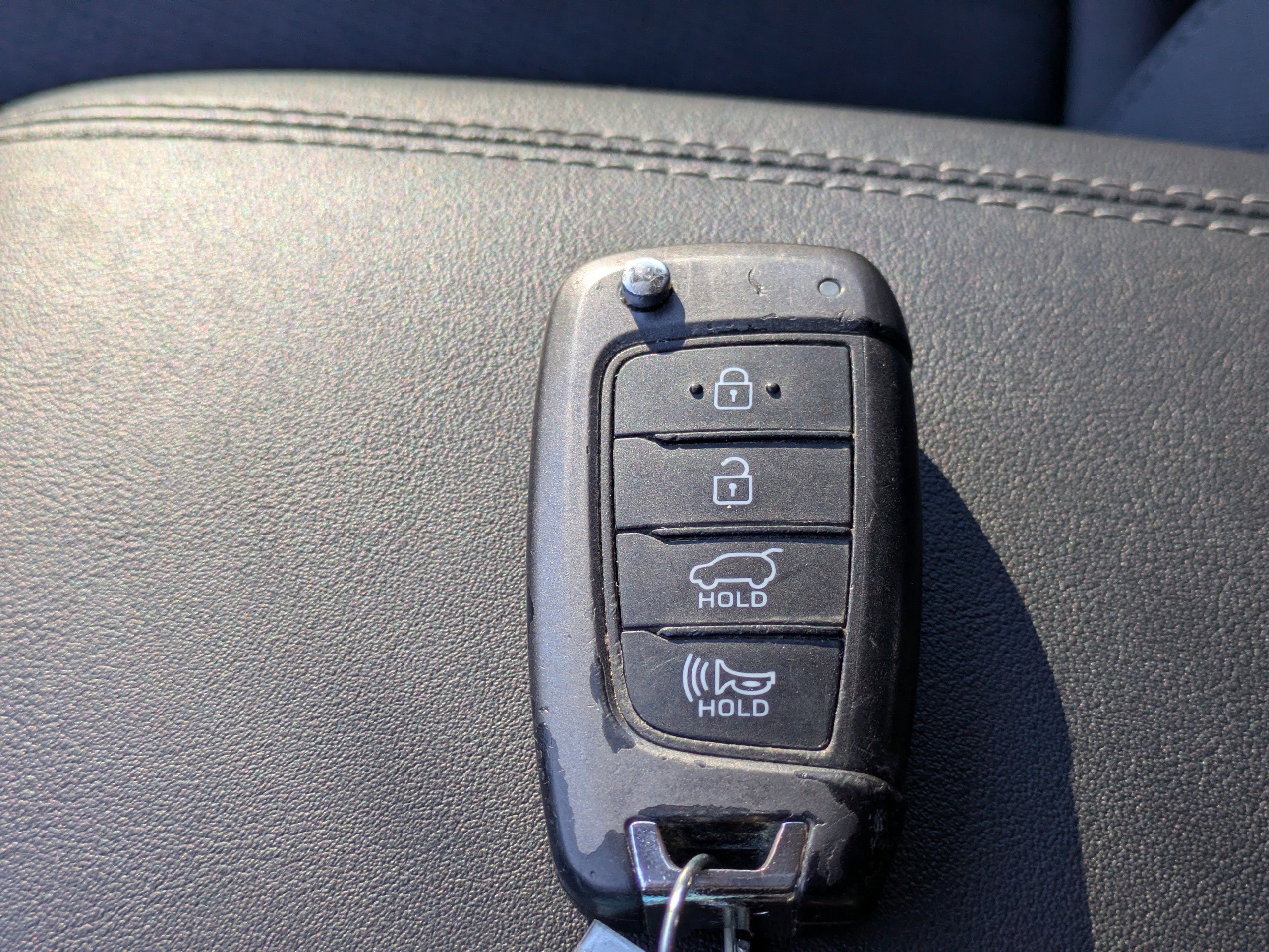 Used 2019 Hyundai Santa Fe SE image 33