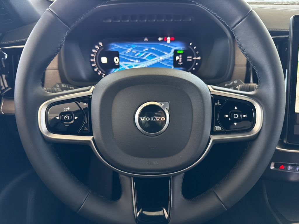 New 2026 Volvo XC90 T8 Plus AWD/4WD image 24