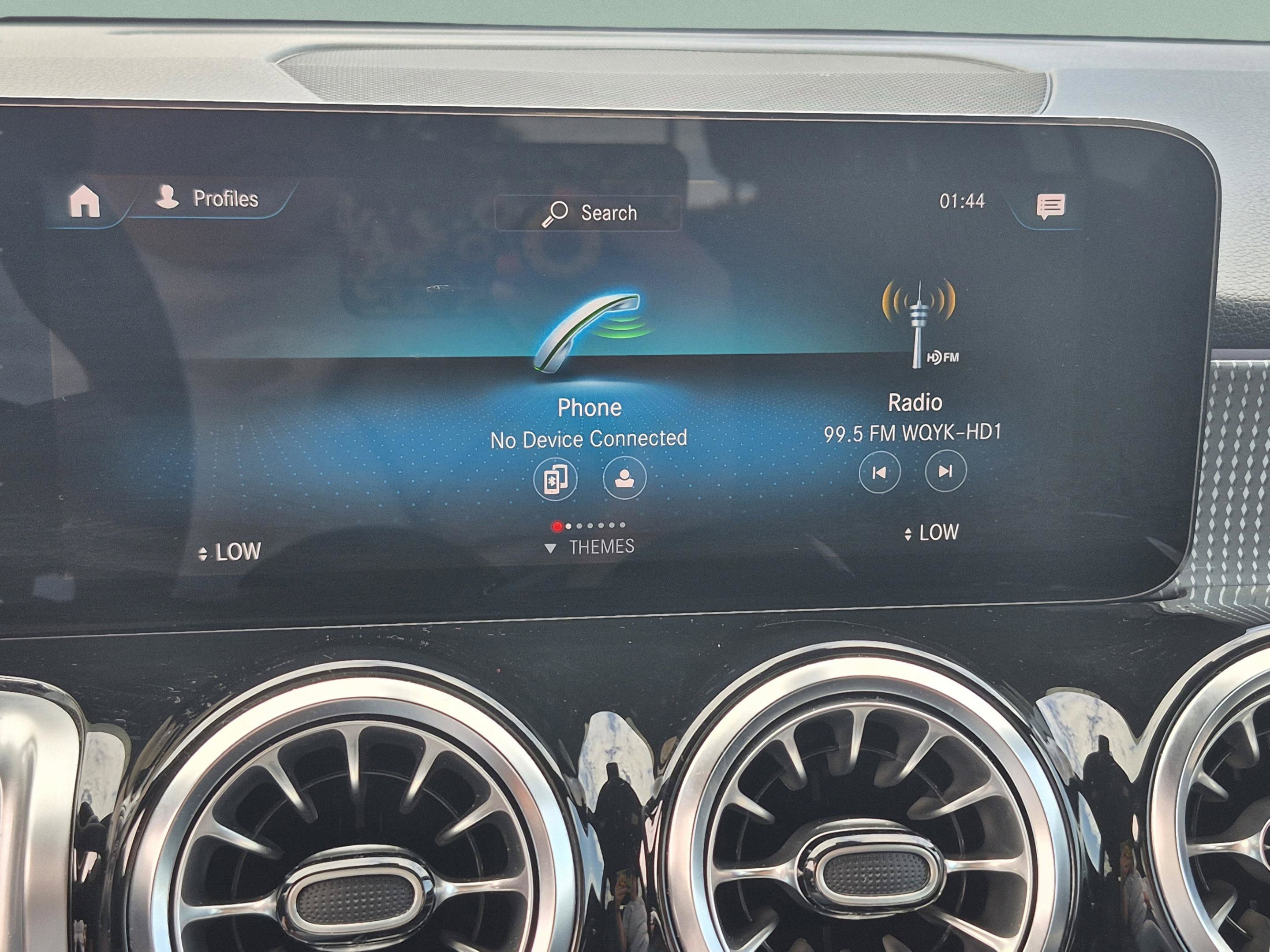 Used 2022 Mercedes-Benz GLB 250 image 26
