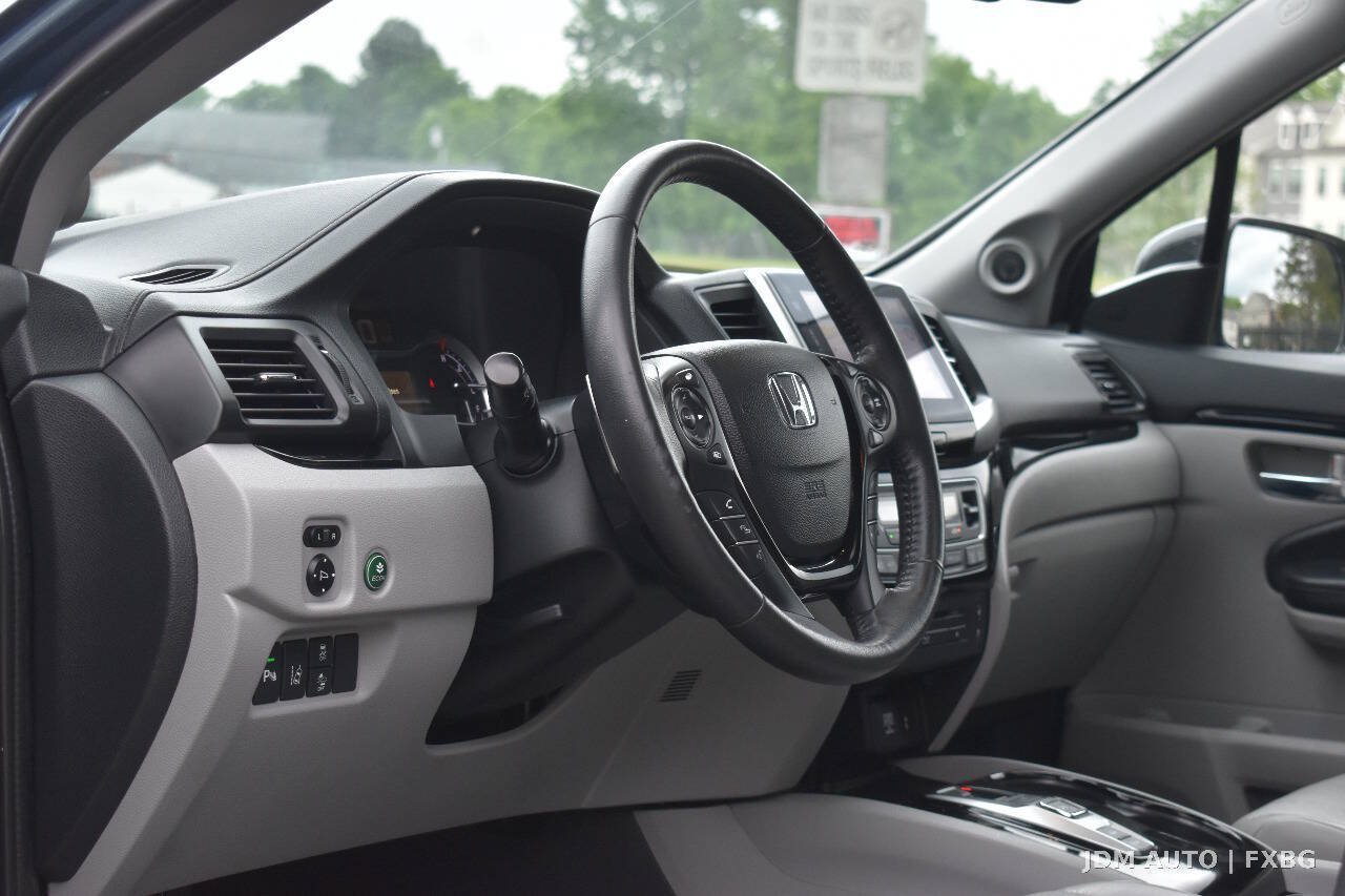 Used 2016 Honda Pilot Elite image 21