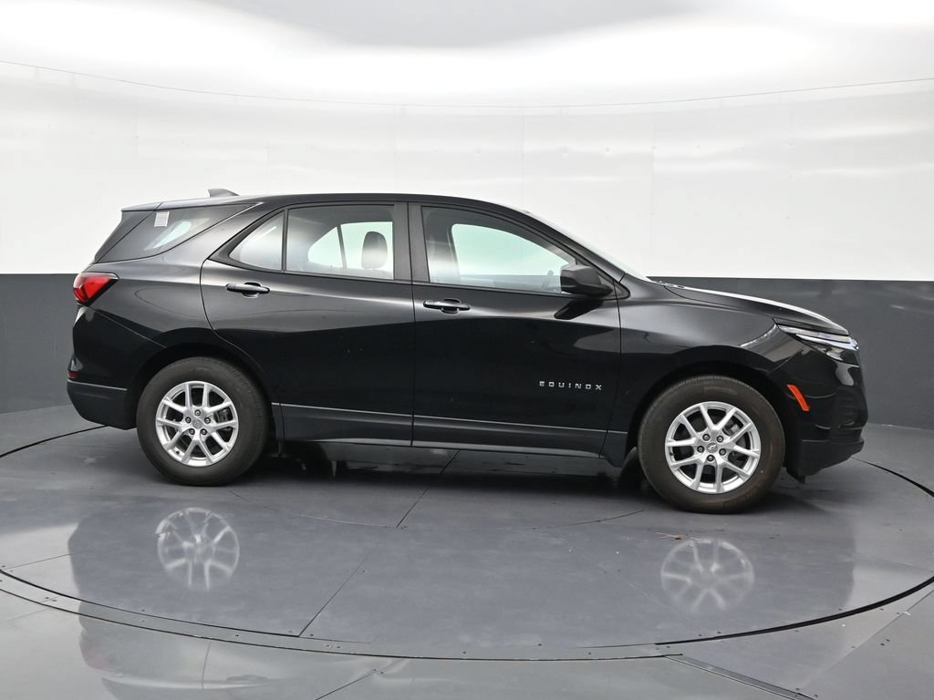 Used 2024 Chevrolet Equinox LS FWD image 6