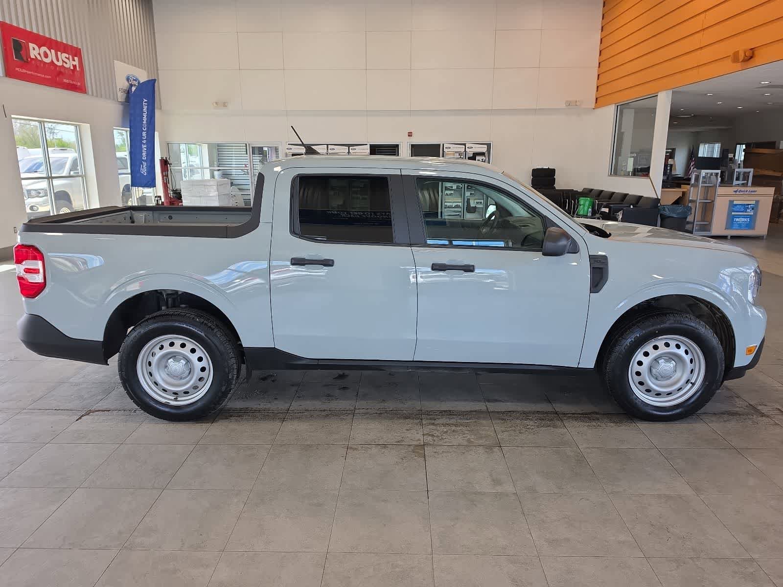 Used 2022 Ford Maverick XL w/ Equipment Group 100A Standard AWD/4WD image 5
