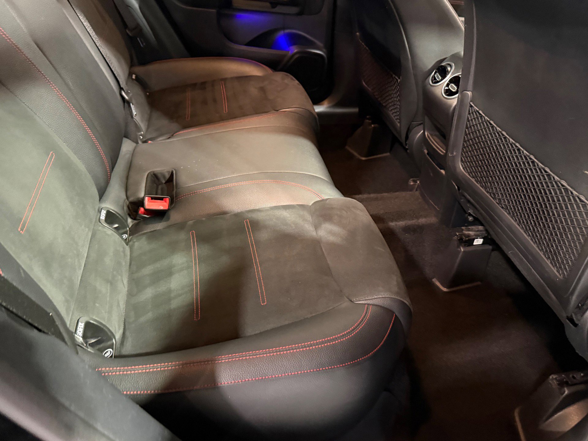 Used 2022 Mercedes-Benz GLA 35 AMG 4MATIC w/ Premium Package Lite image 54