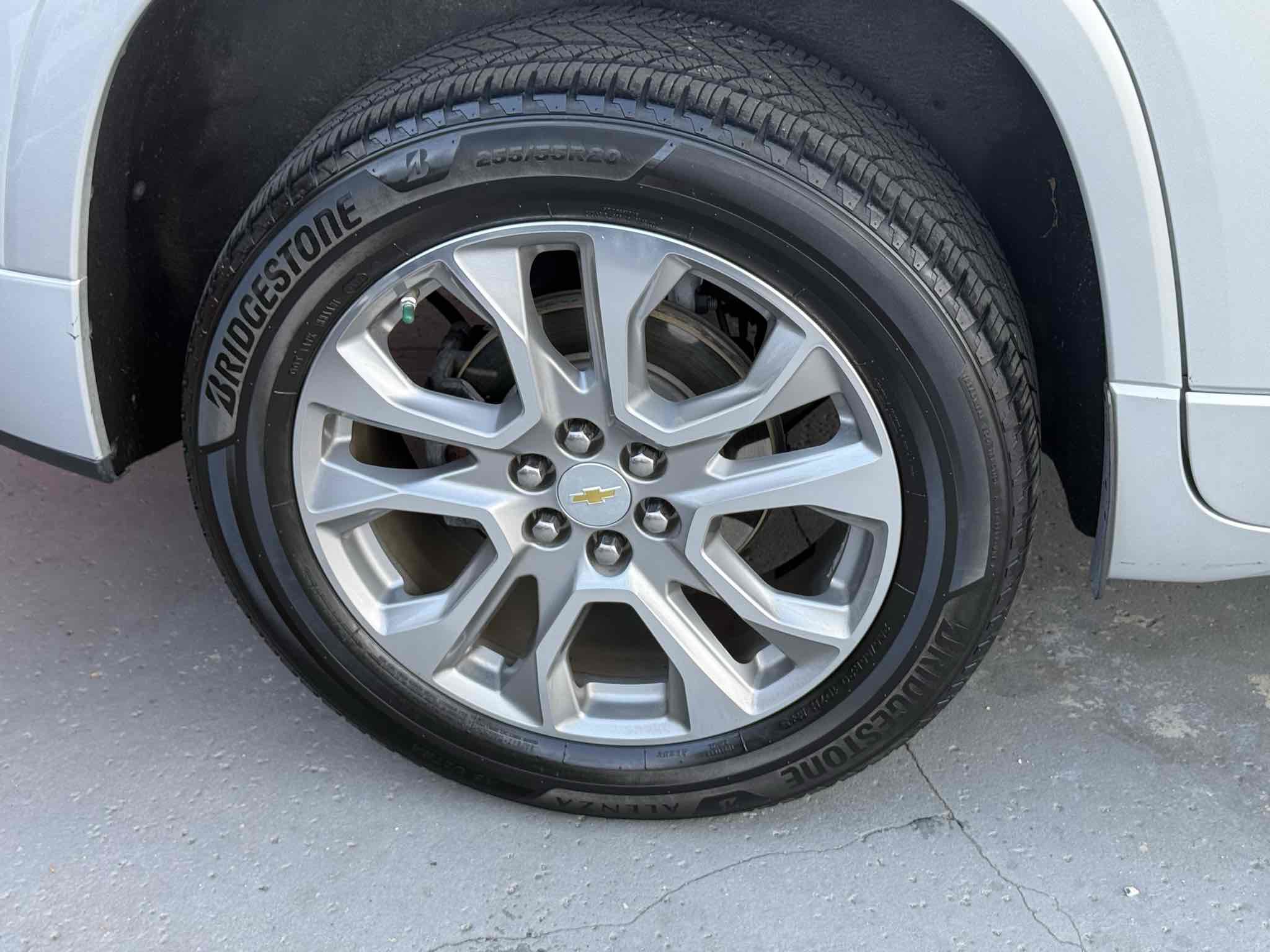 Used 2018 Chevrolet Traverse Premier image 31