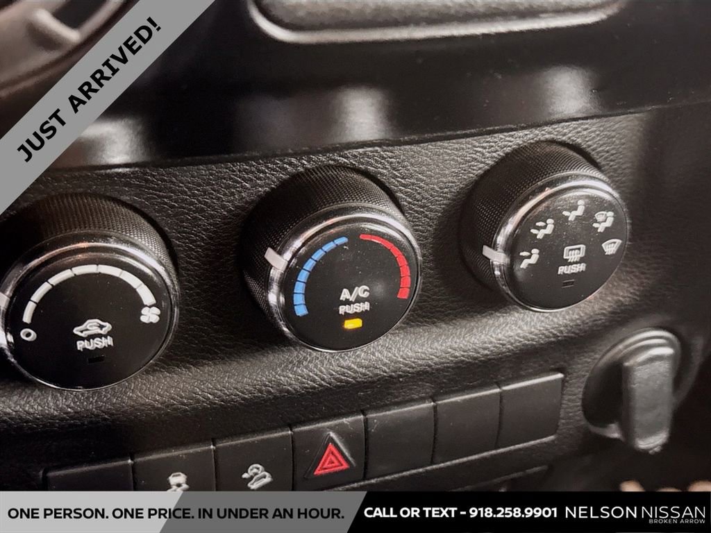 Used 2012 Jeep Wrangler Sport w/ Connectivity Group image 15