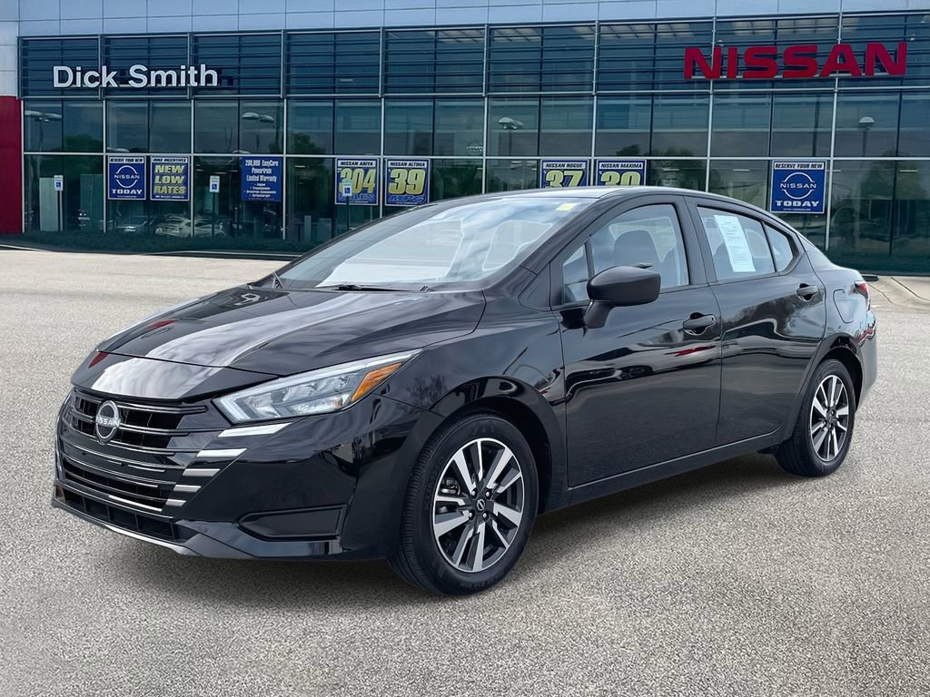 Used 2025 Nissan Versa S w/ S Plus Package image 3