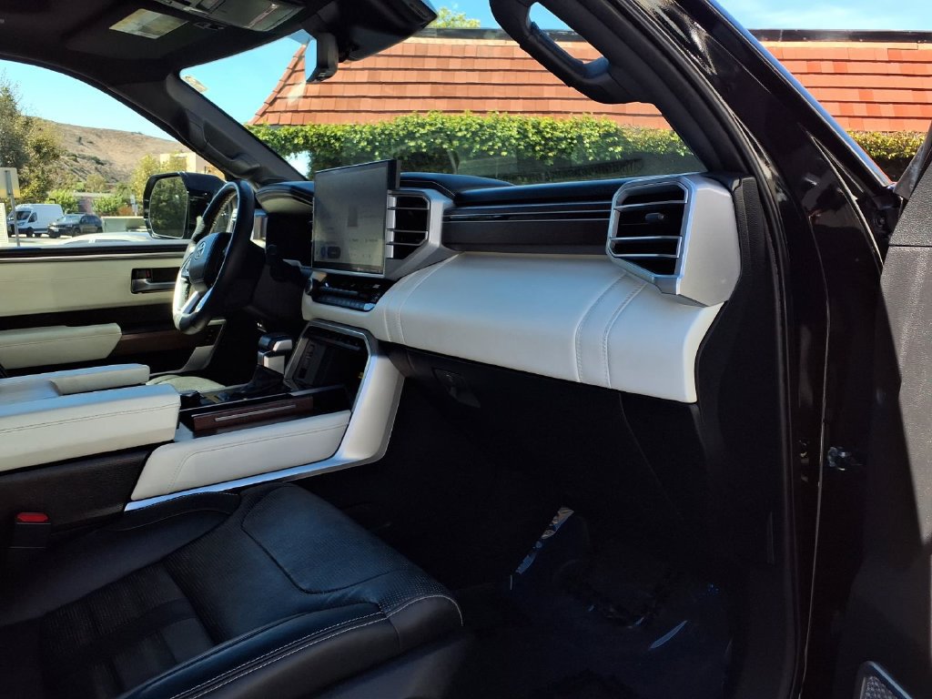 Used 2023 Toyota Tundra Capstone AWD/4WD image 34