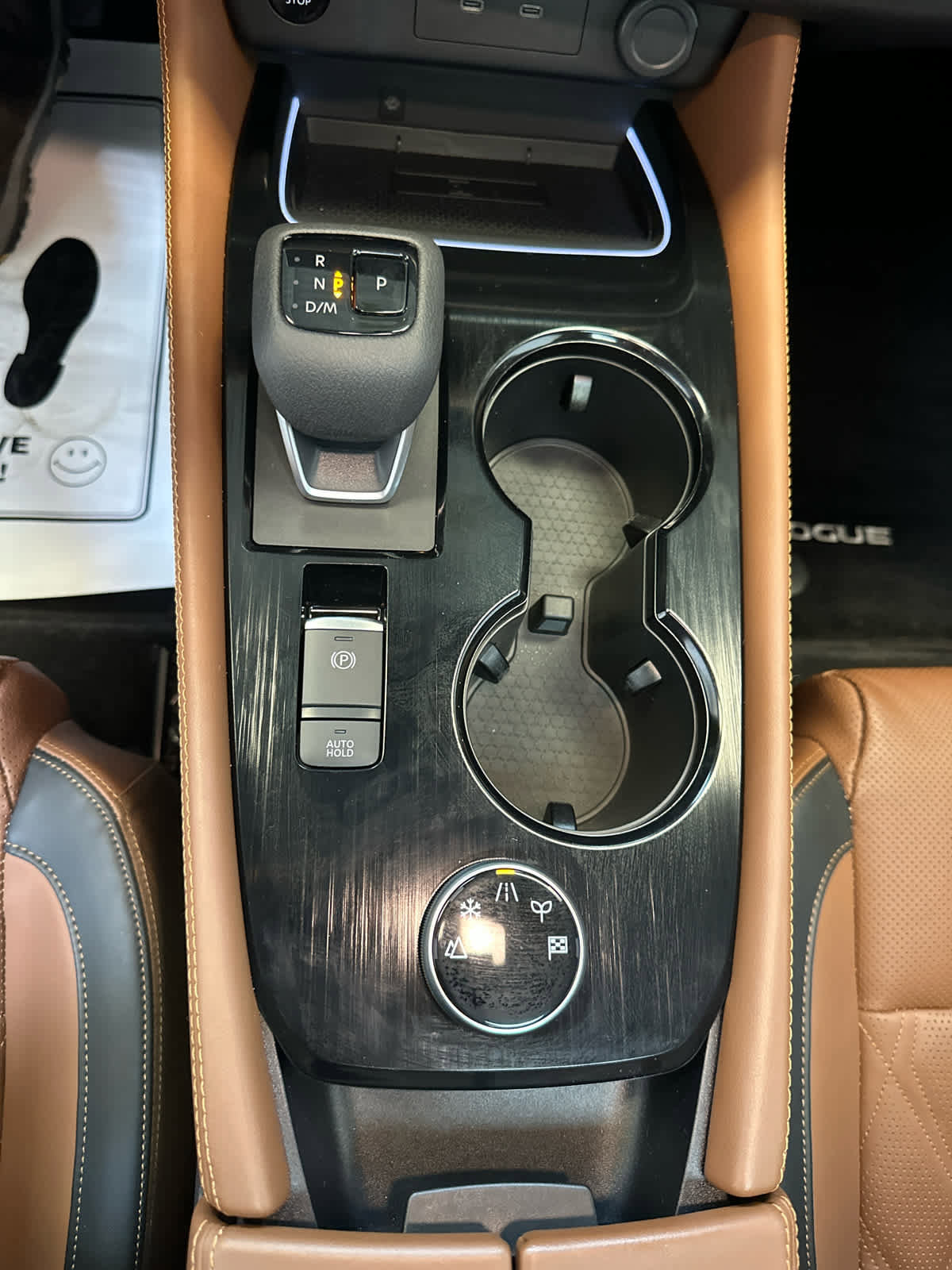 Certified 2025 Nissan Rogue Platinum image 20