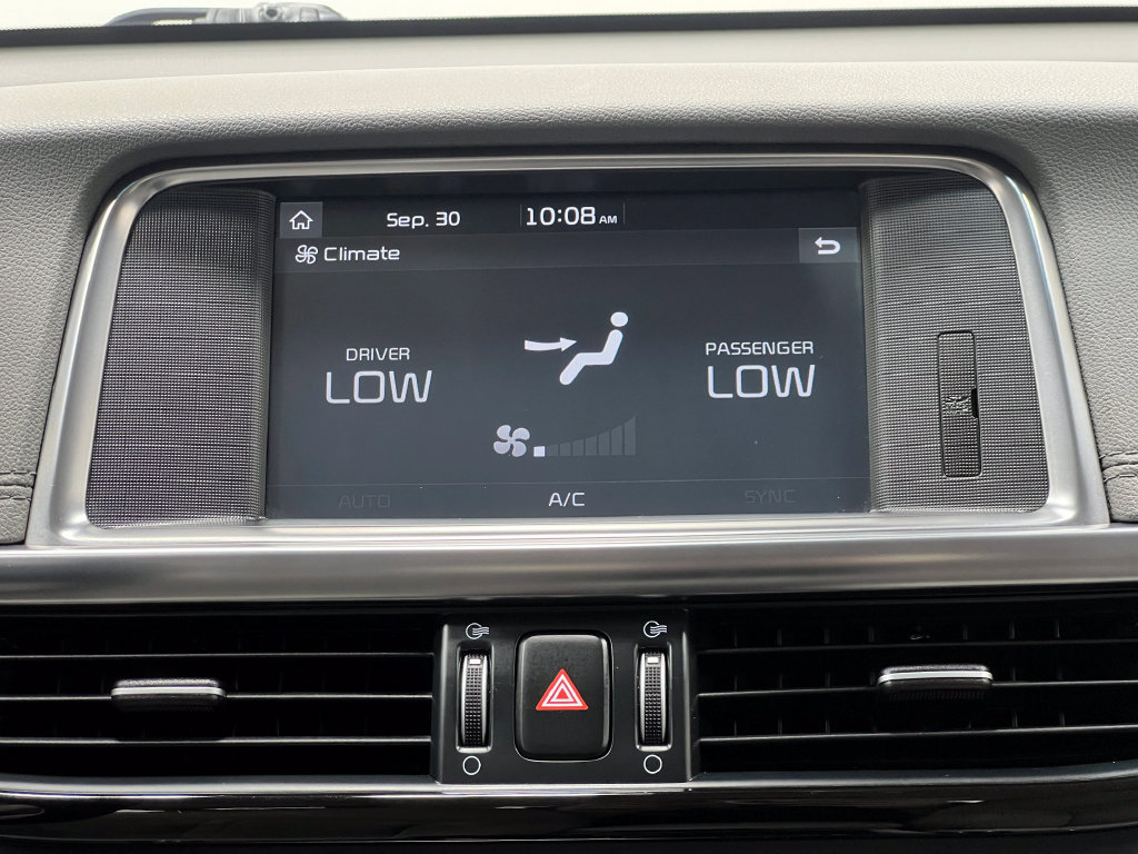 Used 2018 Kia Optima EX w/ Technology Package FWD image 28