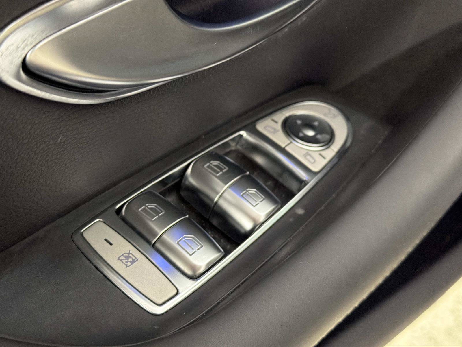 Used 2021 Mercedes-Benz AMG GT 43 w/ Driver Assistance Package image 17