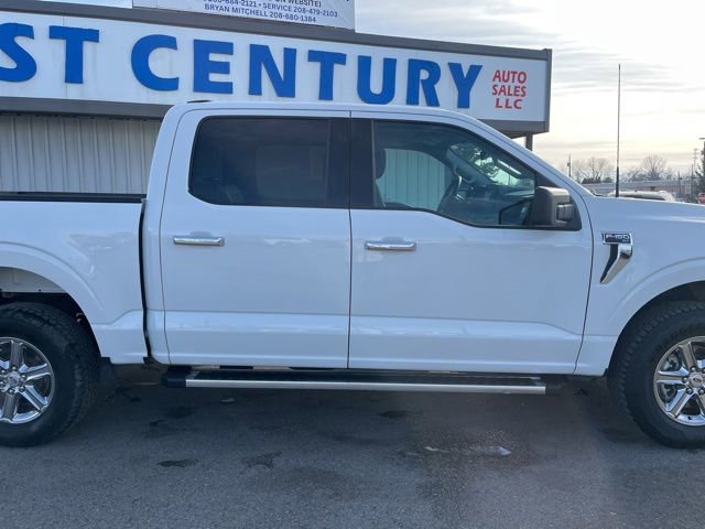 Used 2025 Ford F150 XLT w/ Equipment Group 301A Standard image 14