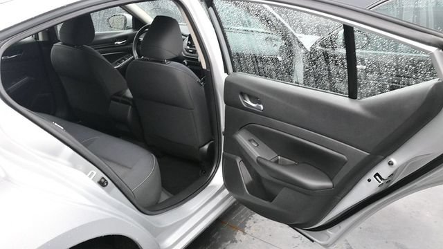 Used 2021 Nissan Altima 2.5 S FWD image 16