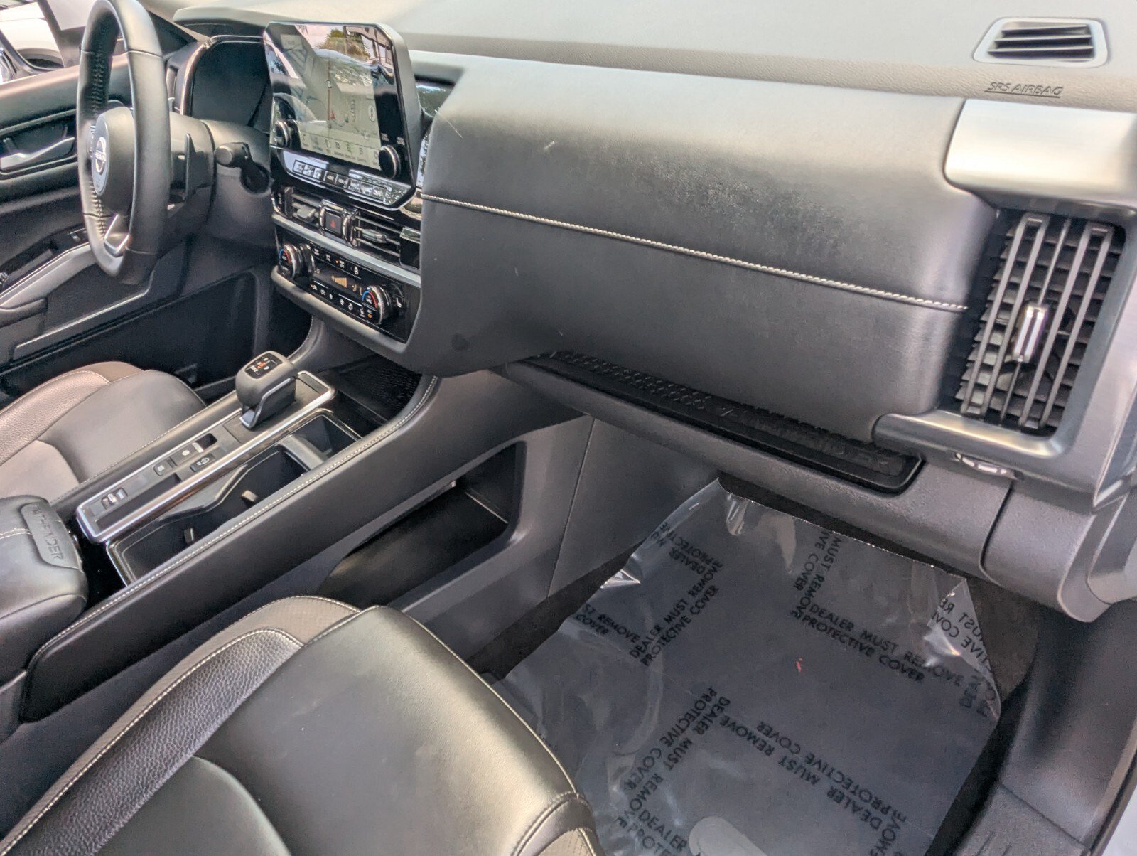 Certified 2025 Nissan Pathfinder SL FWD image 18