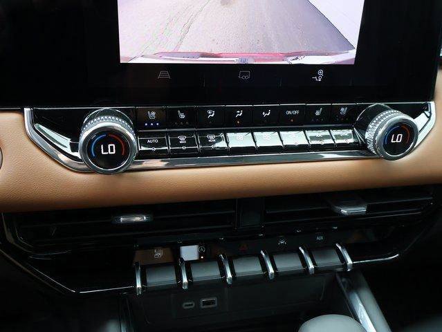 New 2025 GMC Canyon AT4 w/ Nightfall Edition image 29