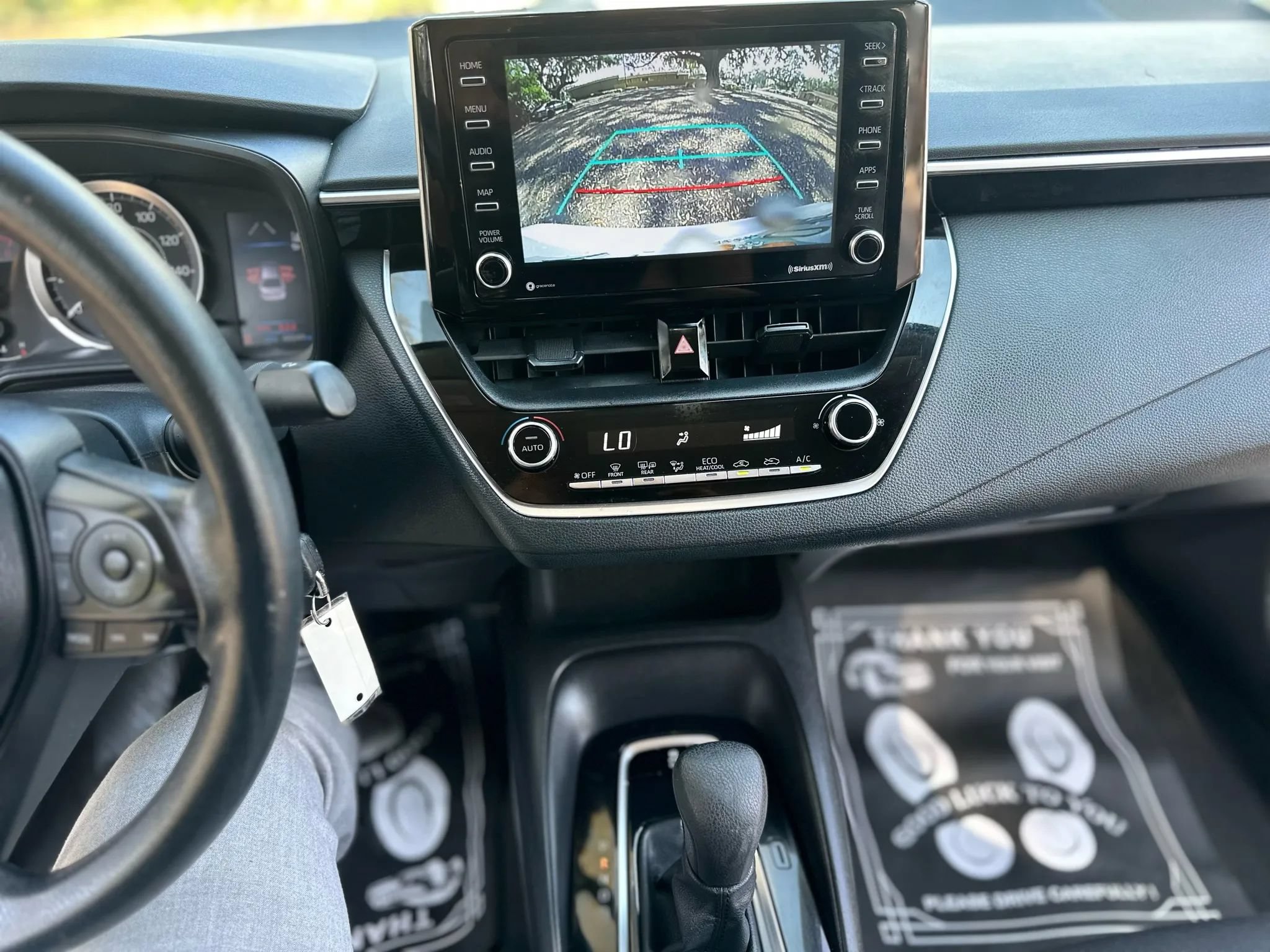 Used 2021 Toyota Corolla LE FWD image 8