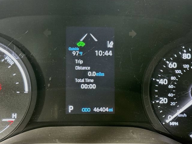 Certified 2024 Toyota Sienna XLE FWD image 14