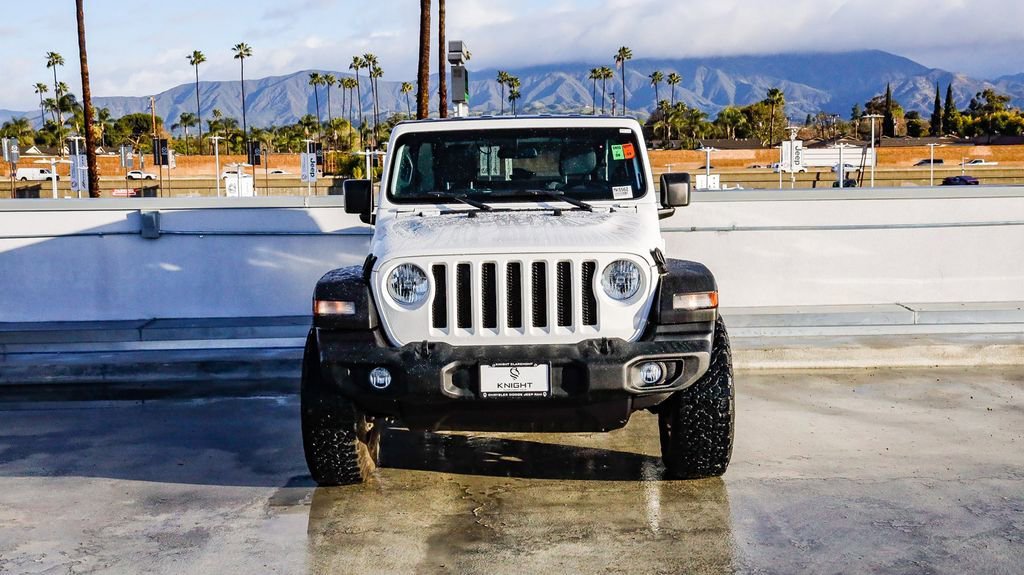 Used 2022 Jeep Wrangler Sport S image 3