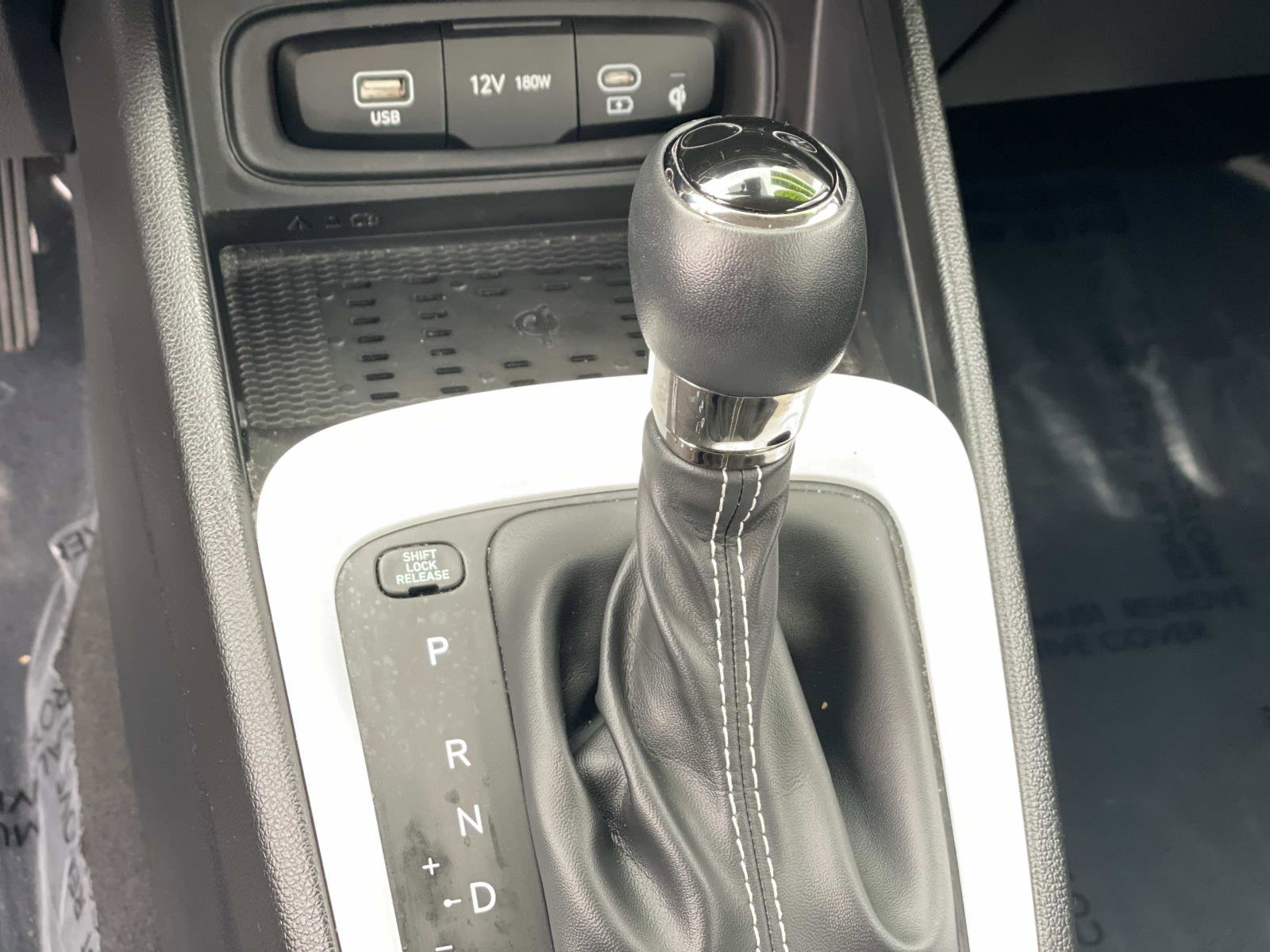 Certified 2023 Hyundai Venue Limited image 15