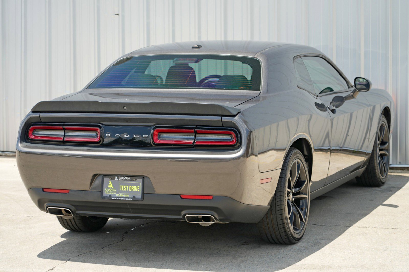 Used 2018 Dodge Challenger SXT w/ Blacktop Package image 41