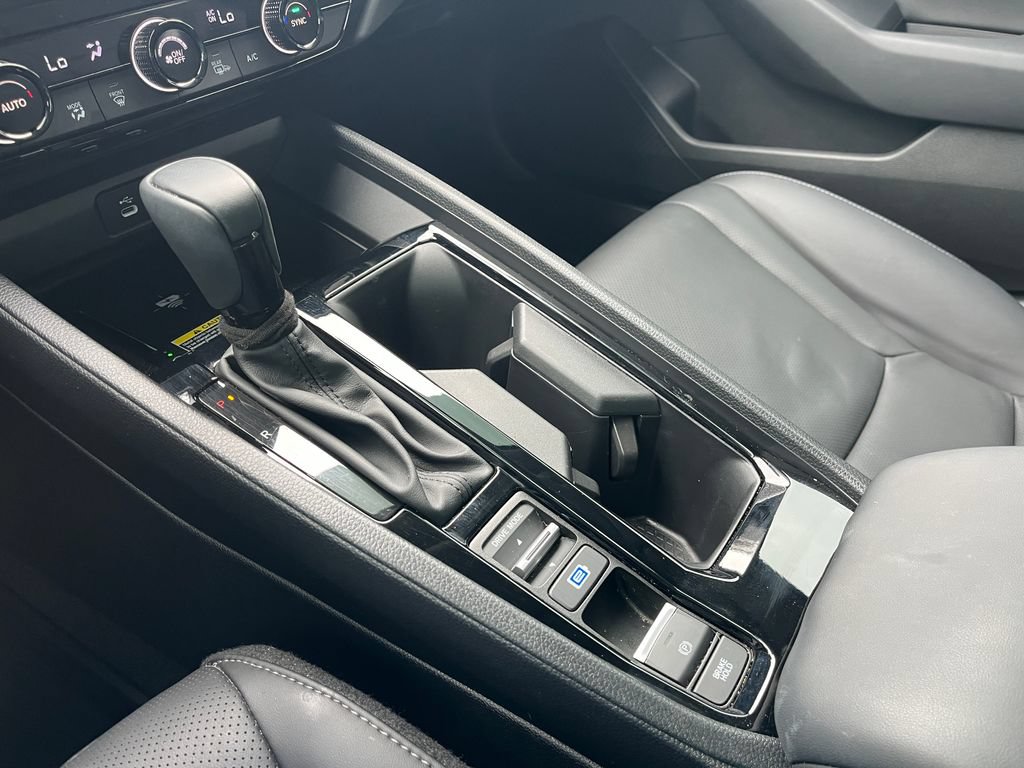 Used 2025 Honda Accord EX-L image 18