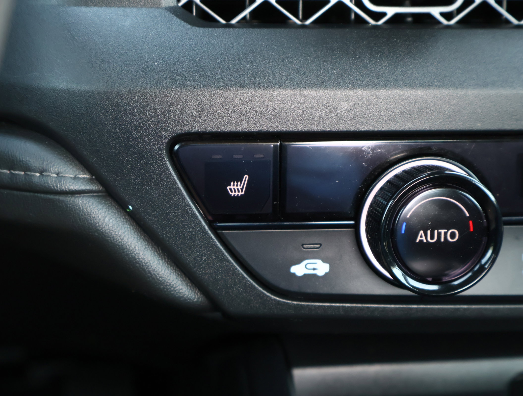 Used 2024 Honda Accord EX image 6