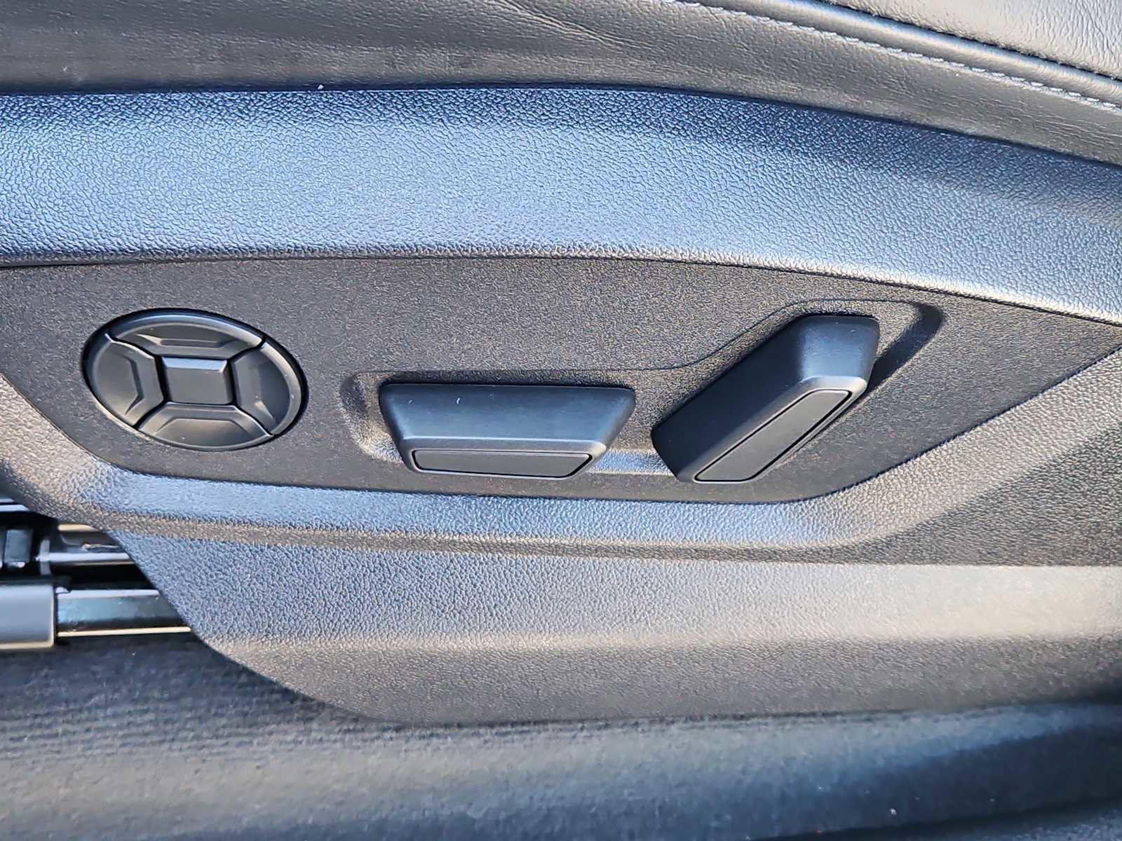 Certified 2023 Audi Q7 3.0T Premium w/ Convenience Package image 14