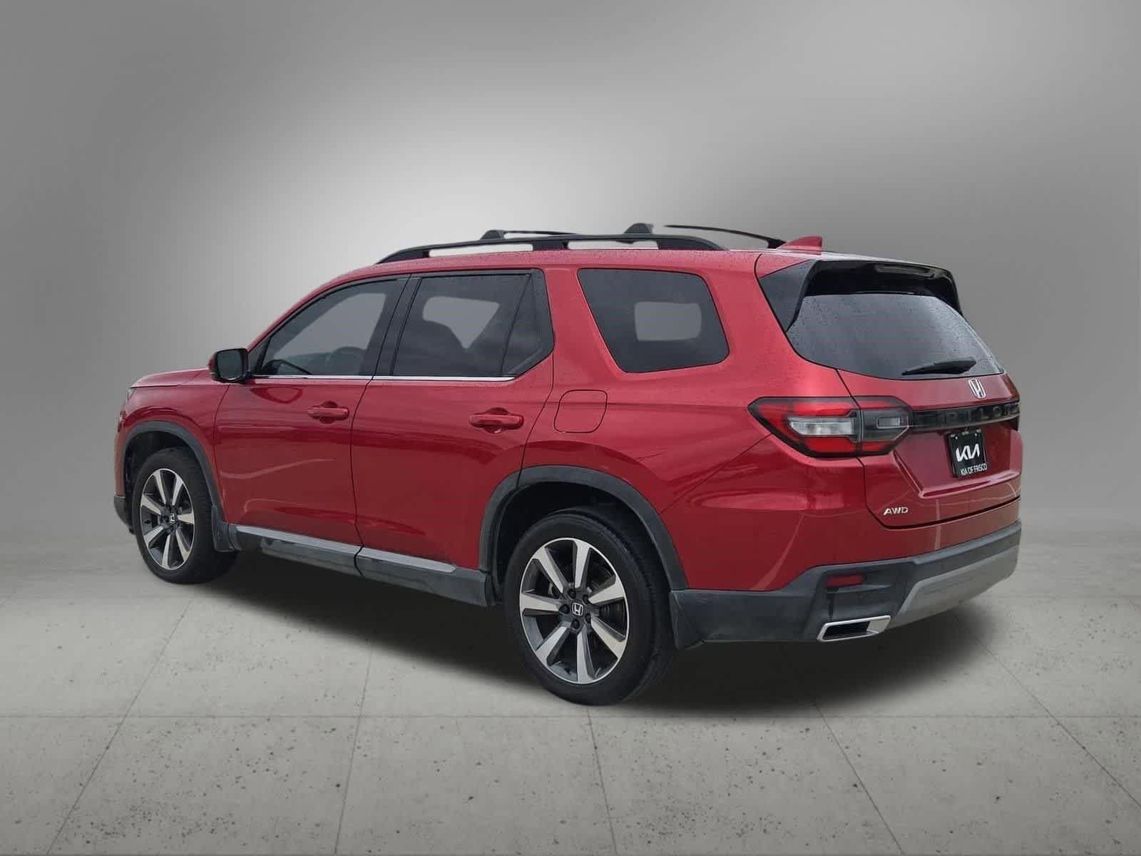 Used 2024 Honda Pilot Elite image 4