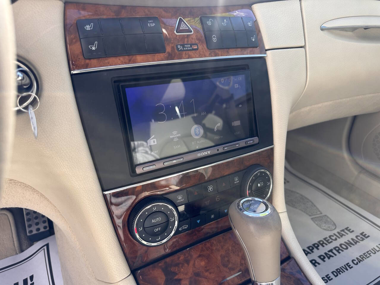 Used 2009 Mercedes-Benz CLK 550 Coupe image 15