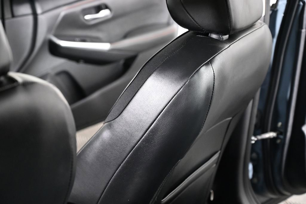 Certified 2024 Nissan Sentra SR w/ SR Premium Package FWD image 29
