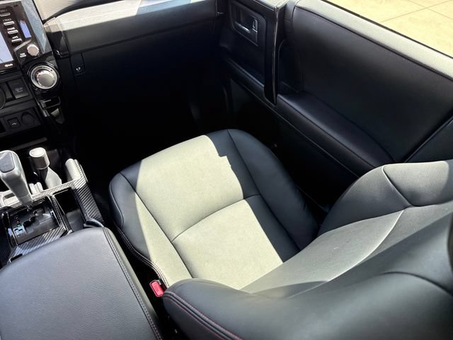 Used 2023 Toyota 4Runner TRD Off-Road Premium AWD/4WD image 27