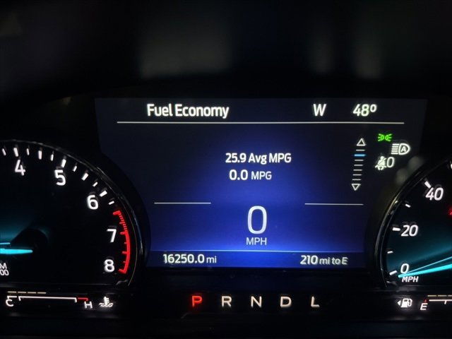 Used 2022 Ford Explorer XLT image 8