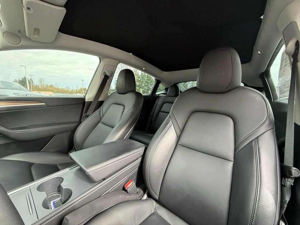 Used 2023 Tesla Model Y Long Range image 5