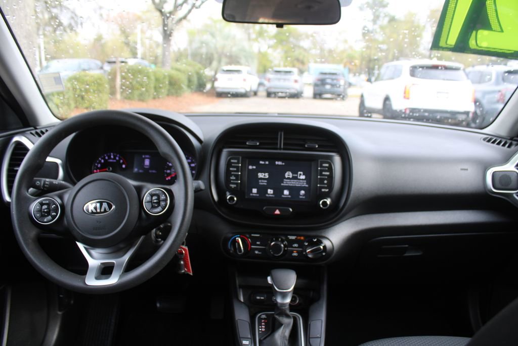 Certified 2021 Kia Soul LX image 22
