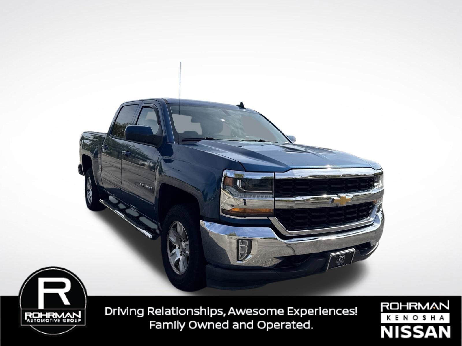 Used 2018 Chevrolet Silverado 1500 LT w/ All Star Edition AWD/4WD image 3