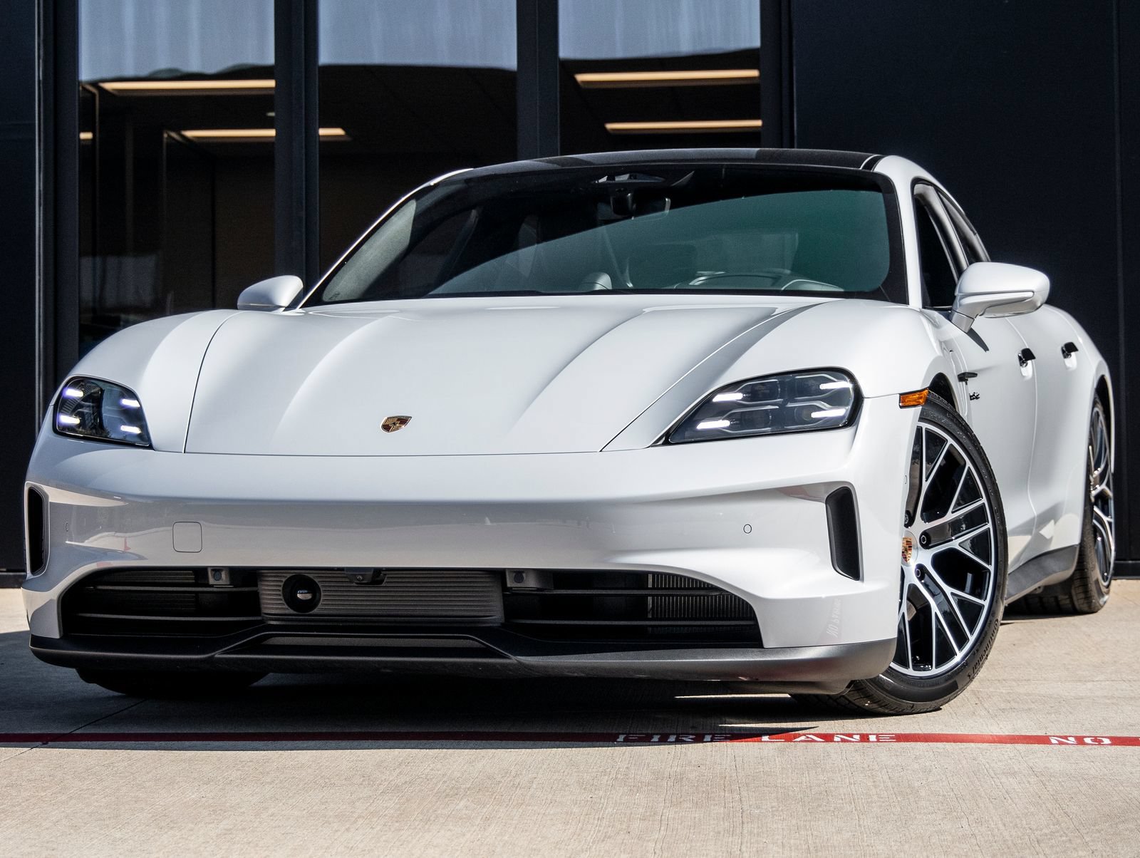 New 2026 Porsche Taycan AWD/4WD image 1