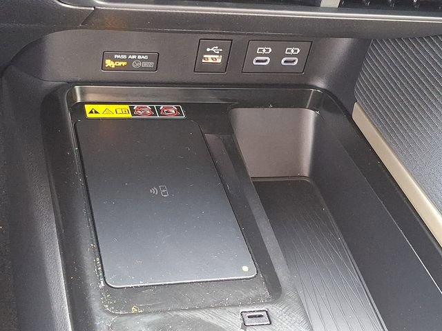 Used 2026 Toyota Camry SE image 26