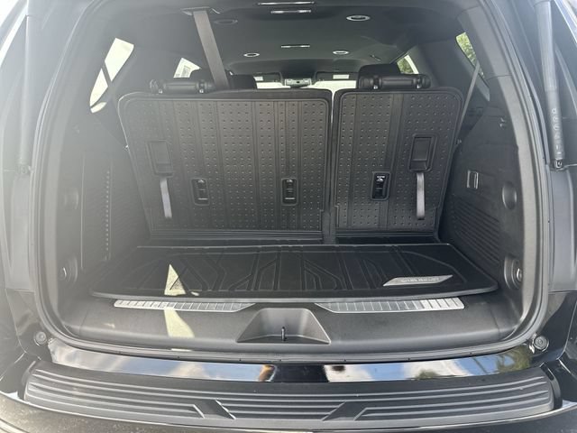 Used 2024 Chevrolet Tahoe Z71 w/ Max Trailering Package AWD/4WD image 23