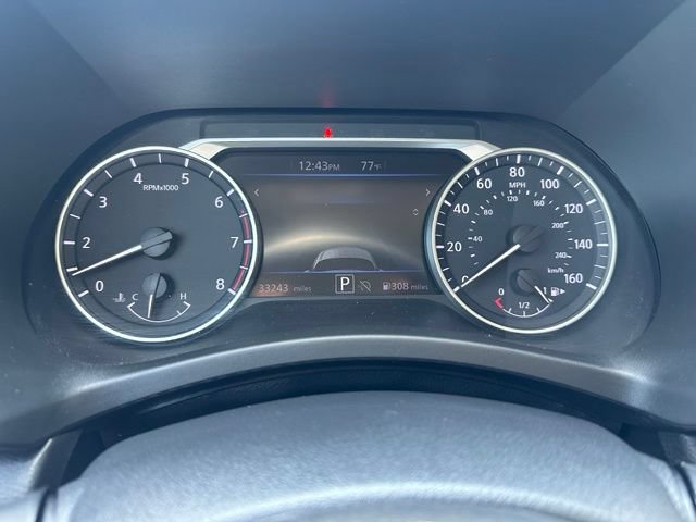 Used 2025 Nissan Sentra SV FWD image 17