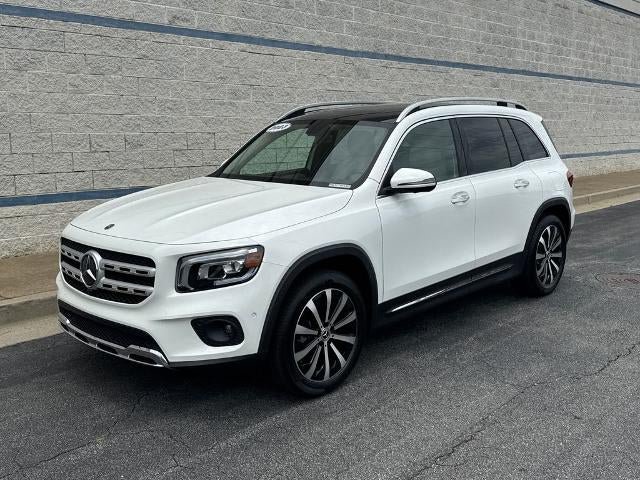 Used 2023 Mercedes-Benz GLB 250 image 3