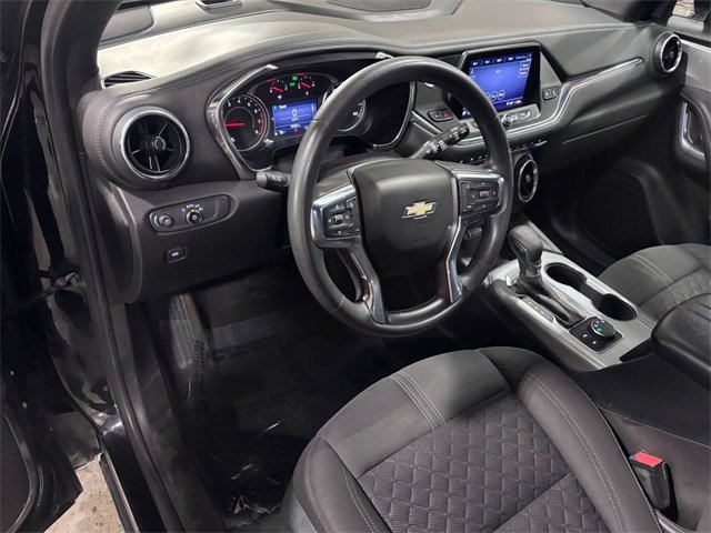 Used 2022 Chevrolet Blazer LT image 9