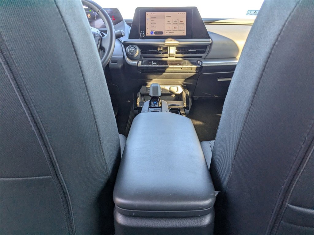 Used 2024 Toyota Prius LE image 28