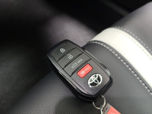New 2026 Toyota Camry SE w/ Convenience Package FWD image 32