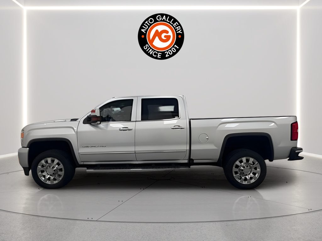 Used 2019 GMC Sierra 2500 Denali w/ Duramax Plus Package AWD/4WD image 6