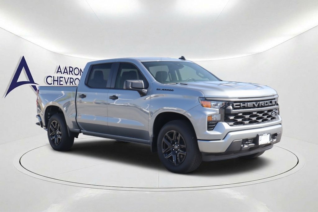 New 2026 Chevrolet Silverado 1500 Custom w/ LPO, Dark Essentials Package RWD image 3